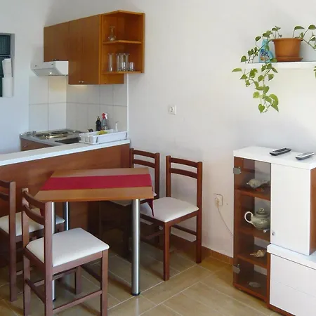 In Near Paklenica Park, Cleaning Included * Starigrad Paklenica